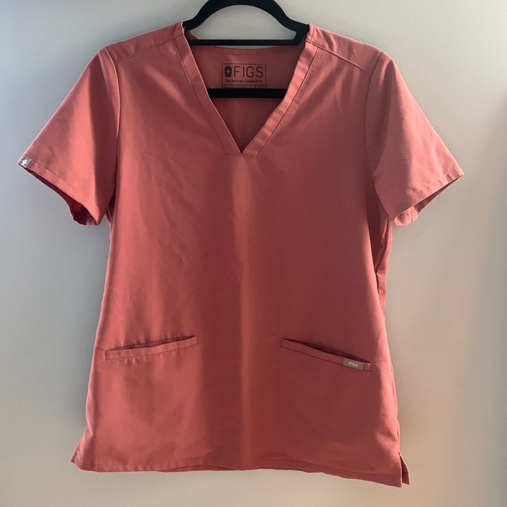 FIGS Mauve Casma 3 Pocket Scrub Top